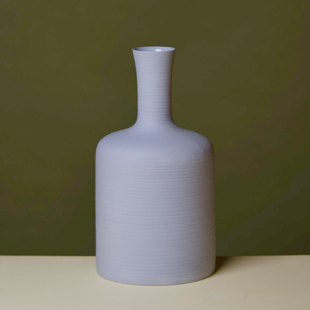 Middle Kingdom Ceramics Cold Mountain Tulip Vase